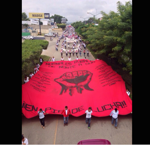 Zapatistas y estudiantes de Chiapas en lucha por normalistas de Ayotzinapa