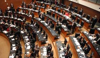 Propone PRD en Senado incrementar impuestos migratorios a extranjeros 